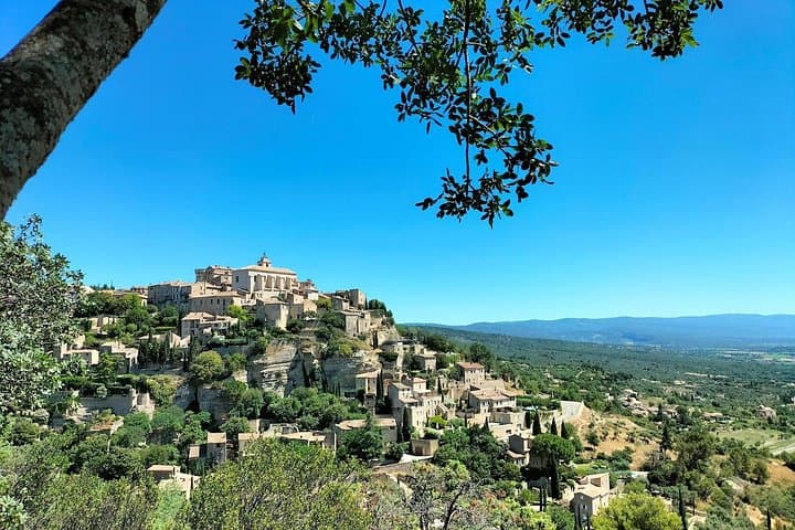 Pearls of Luberon: Day Trip to Gordes, Roussillon & Sénanque Abbey photo 4