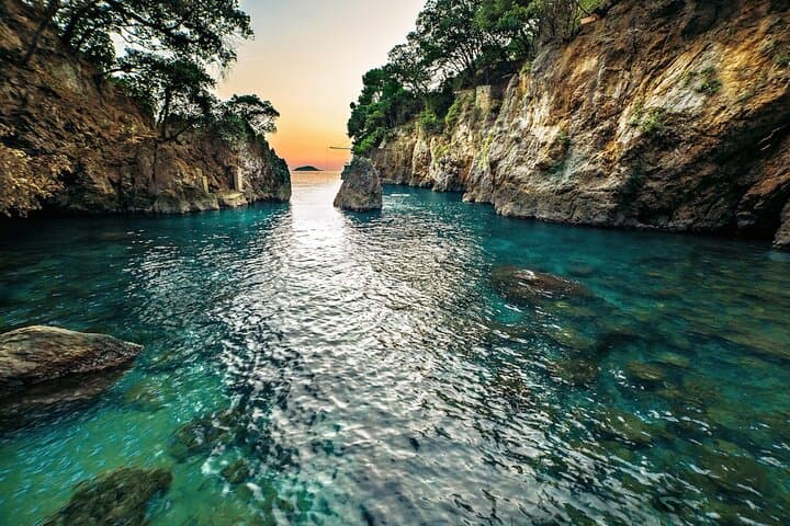 Sunset Boat Tour to Portovenere & the Three Islands from La Spezia photo 4