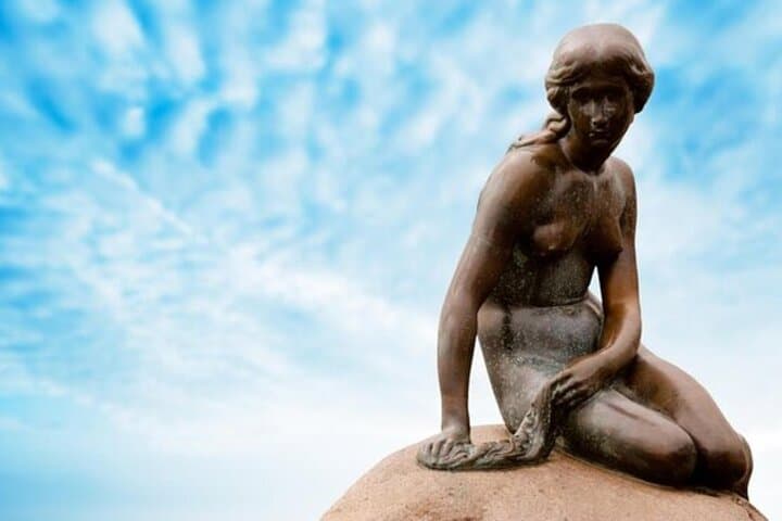 Copenhagen in Three Hours: Private Premium Sightseeing Tour photo 3