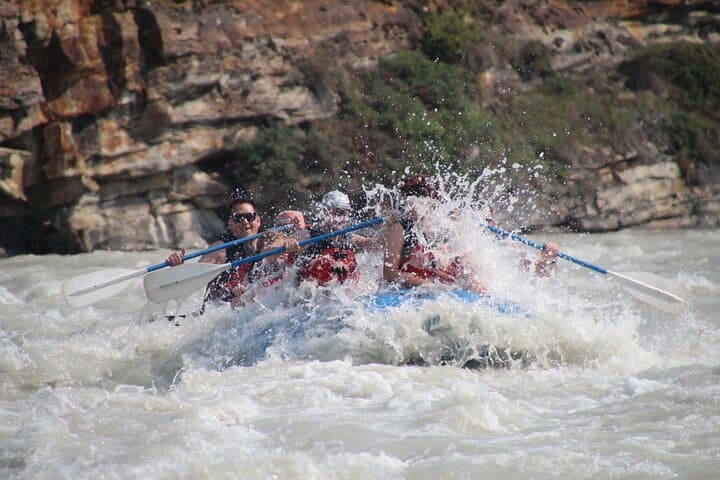 Athabasca Falls Rafting Canyon Run in Jasper — 15 km River Adventure photo 6