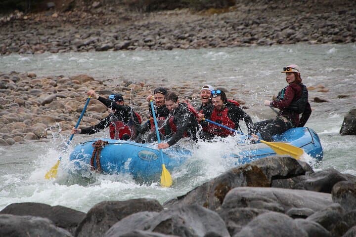 Rafting Athabasca River Mile 5: Family Whitewater Near Jasper photo 4