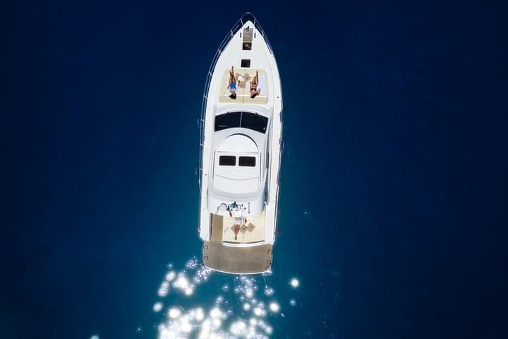Private Capri Yacht Tour from Sorrento — Full-Day Cruise to Faraglioni & Sea Caves