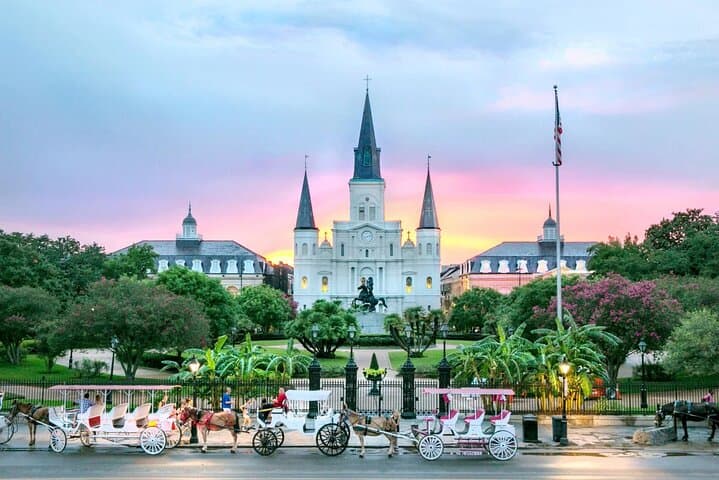 New Orleans City Tour: French Quarter, Tremé & Garden District in Three Hours