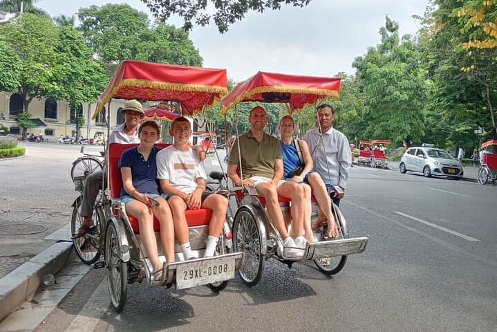 Half-Day Hanoi Hidden Gems and Historic Sites Tour photo 2