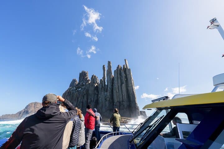 Cape Raoul Wilderness Cruise & Port Arthur Day Tour from Hobart photo 4