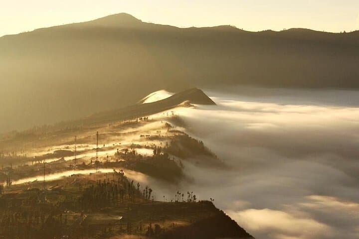 3-Day Mount Bromo & Ijen Blue Fire Private Tour with 4-Star Hotels photo 4
