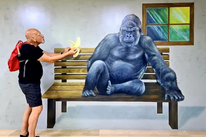 3D World Selfie Museum Dubai — Interactive Trick-Art Experience photo 2