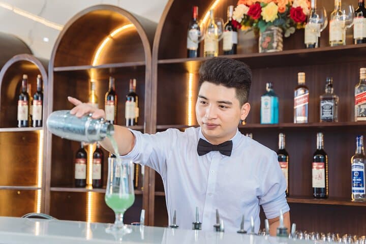 Halong Apollo Premium: Luxury Day Cruise with Buffet, Kayaks & Jacuzzi photo 6