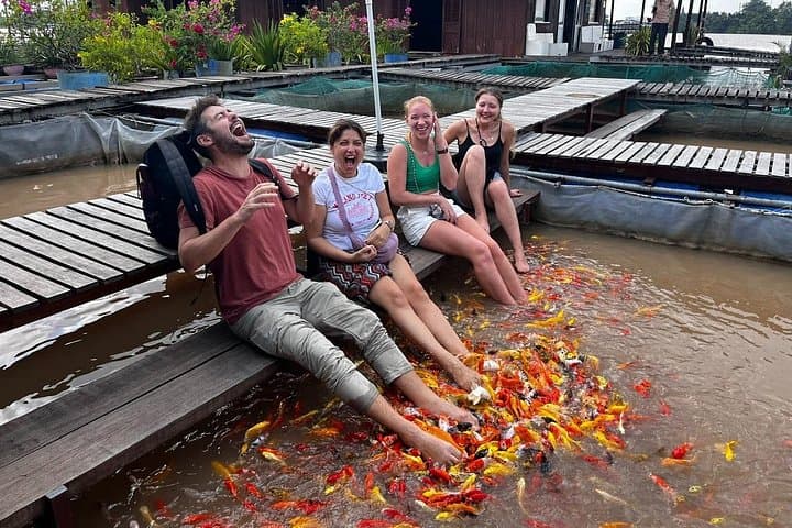 2-Day Mekong & Cu Chi Combo: Cai Rang Floating Market, Ba Den (Lady) Mountain, Cao Dai Temple photo 3