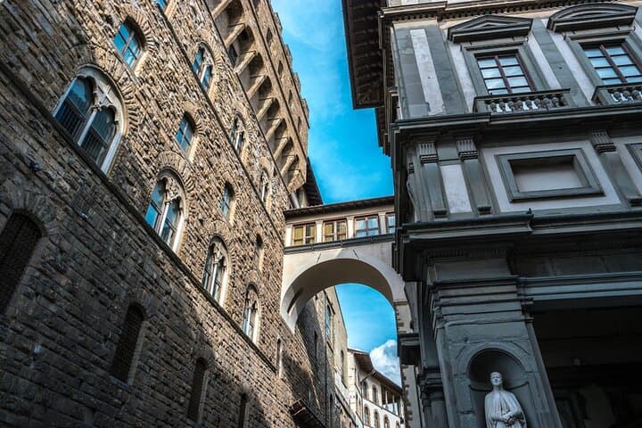 Private Guided Vasari Corridor and Uffizi Gallery Tour — Exclusive Florence Experience photo 4