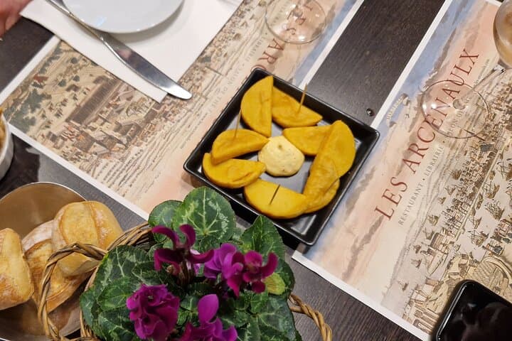 Marseille Food Walking Tour: Bites & Stories in Le Panier photo 3
