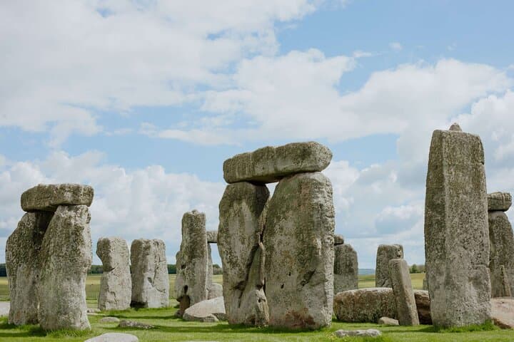 Stonehenge Half-Day Luxury Guided Tour from Bath — Skip the Lines & Explore photo 2