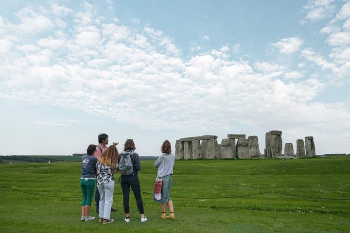 Stonehenge Half-Day Luxury Guided Tour from Bath — Skip the Lines & Explore photo 4