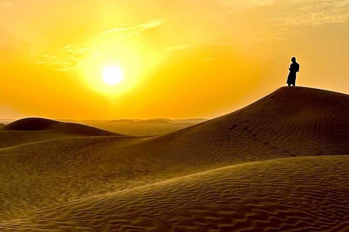 Sunset Desert Safari in Salalah: Private Empty Quarter Tour & Frankincense Sites photo 4