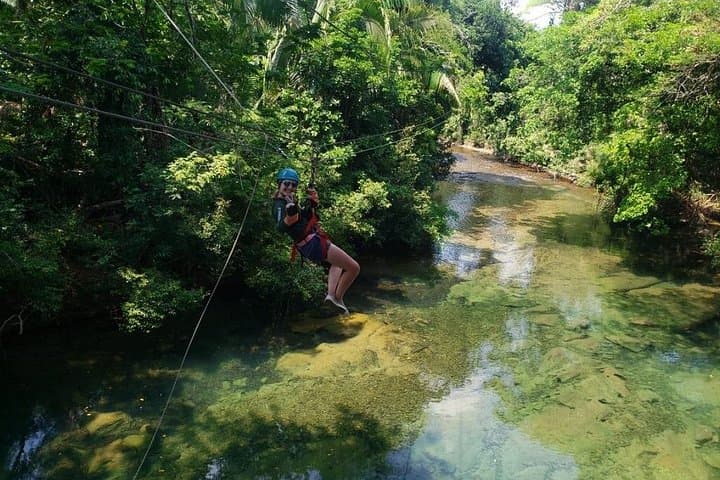 Seven-Mile Cave Kayak and Zipline Adventure near San Ignacio photo 4
