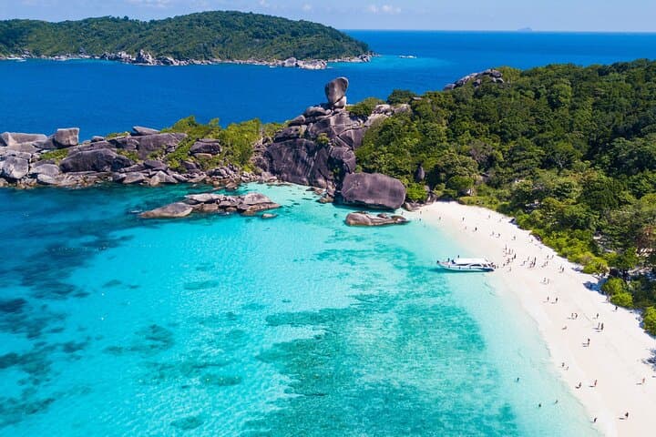 Similan Islands Premium Full-Day Speedboat & Snorkel Tour from Phuket