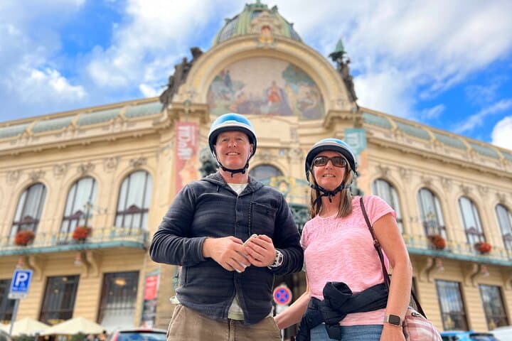 Prague Highlights eBike & eScooter Tour: Castle, Kampa and Vltava Ride photo 4