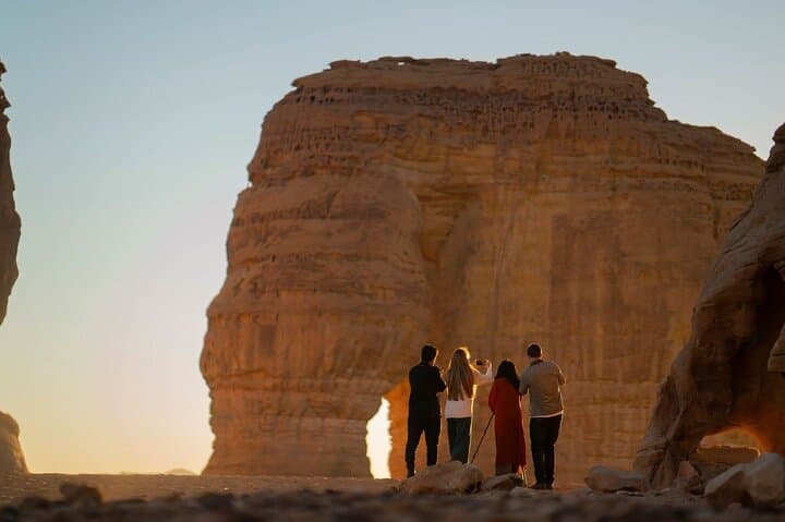 Private AlUla Tour: Elephant Rock, Old Town & Hidden Gems photo 2