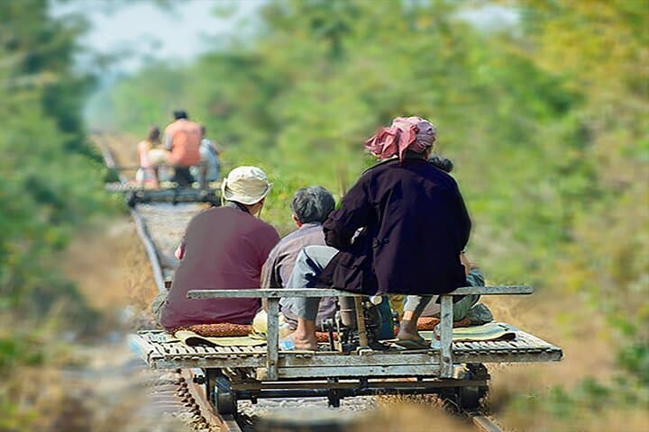 Ride the Last Bamboo Train and Climb Phnom Sampov: Battambang Afternoon Tour photo 2