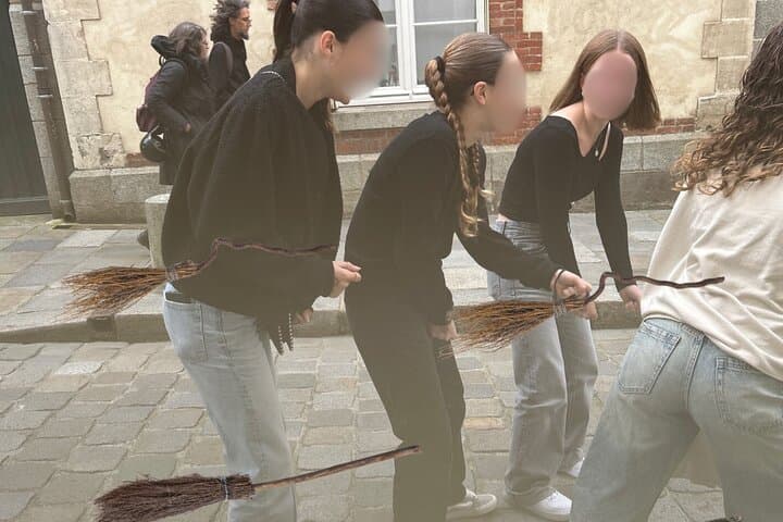 Rennes Magic Team Escape Game — Outdoor City Quest in Rennes photo 2
