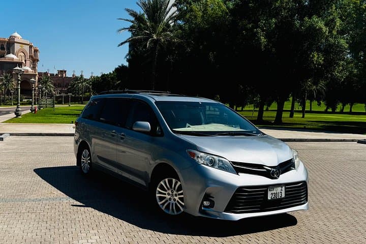 Dubai to Abu Dhabi Private Transfer: Fast Door-to-Door Comfort photo 2