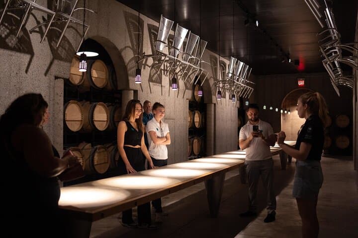 Niagara-on-the-Lake Beer & Wine Tour: Afternoon Tastings in Wine Country