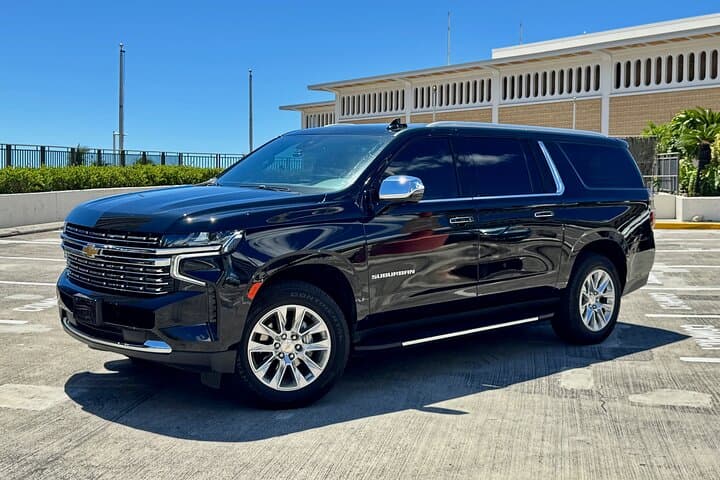 Seamless Honolulu Luxury Transfer: Airport, Hotel & Port Pickup for Small Groups photo 2