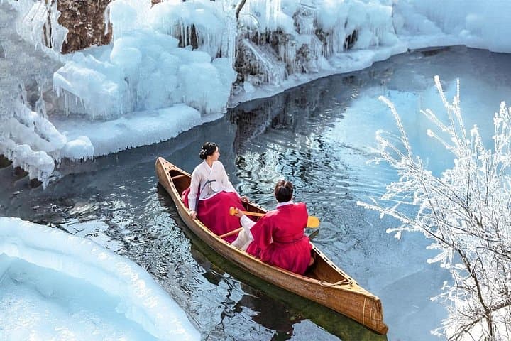 Busan Winter Day Trip: Kookmin Healing Park with Gyeongju or Daegu Highlights
