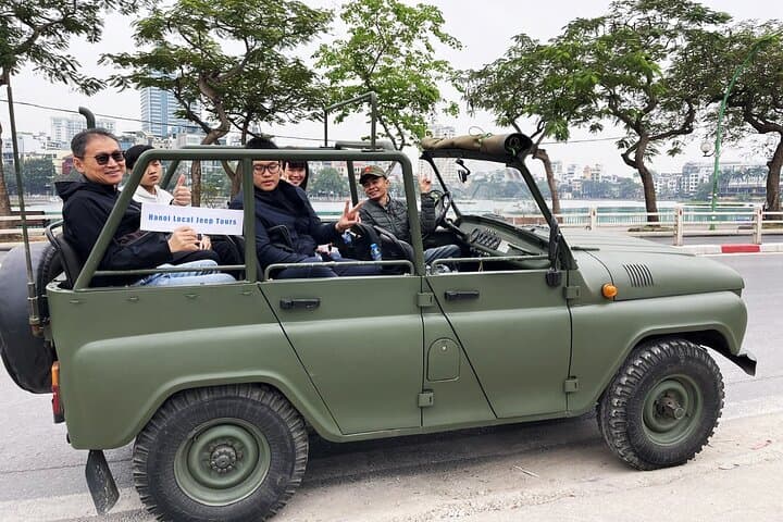 Hanoi Jeep Tour to Bat Trang: Half‑Day Countryside & Pottery Village Experience photo 6