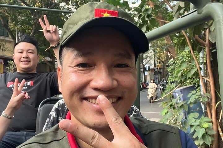 Hanoi Jeep Tour: Half-Day Old Quarter, Train Street & Local Eats photo 6