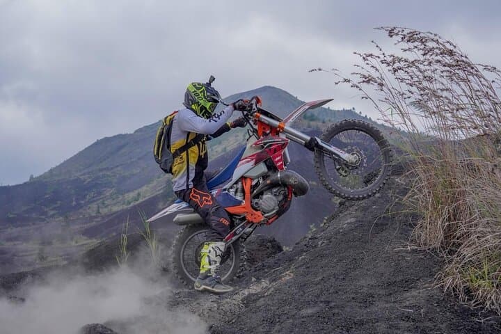 Off-Road Bali Dirt Bike Tour: Scenic Mountain Enduro in Ubud photo 1