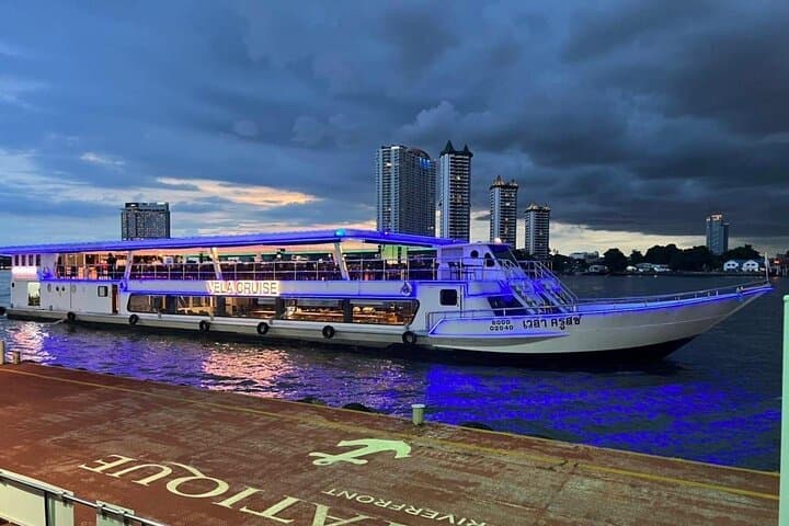 VELA Dinner Cruise: Bangkok Night Views, Buffet & Thai Shows