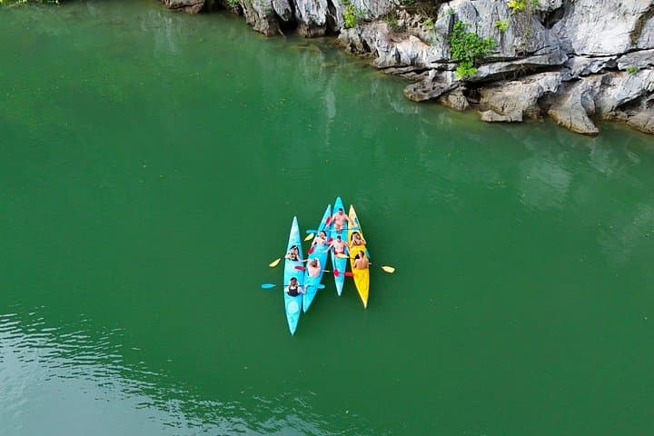Private Canoe in Lan Ha Bay: Kayak Bright & Dark Caves and Ba Trai Dao Beach photo 4