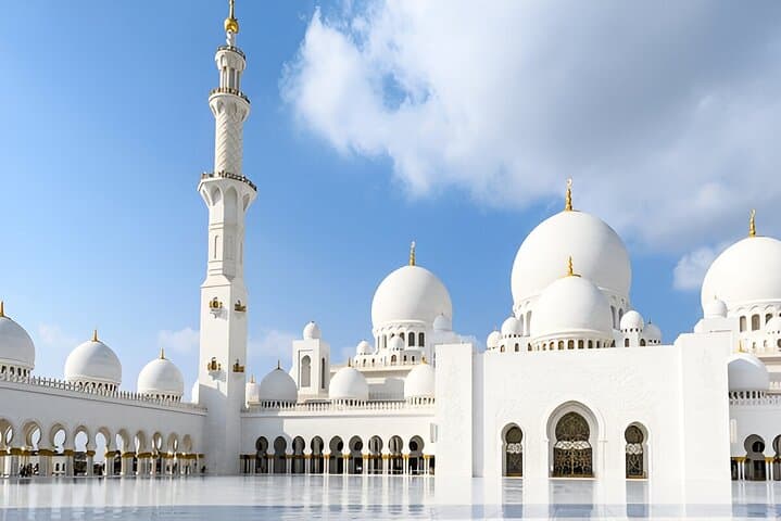 Abu Dhabi Day Trip from Dubai — Sheikh Zayed Mosque, Corniche & Cultural Stops photo 2