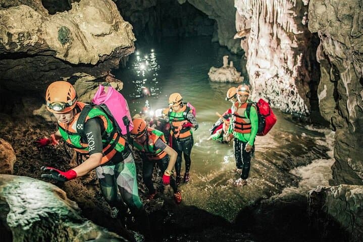 One-Day Phong Nha Cave Adventure from Hanoi: Paradise Cave & Dark Cave Experience