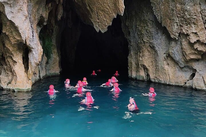One-Day Phong Nha Cave Adventure from Hanoi: Paradise Cave & Dark Cave Experience photo 2