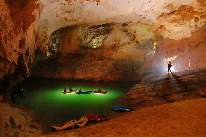 One-Day Phong Nha Cave Adventure from Hanoi: Paradise Cave & Dark Cave Experience photo 5