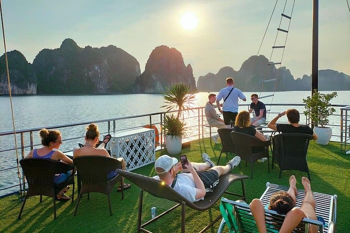 Halong Bay 5-Star Day Cruise from Hanoi: Buffet, Kayak & Sunset Party photo 4
