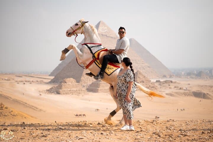 Giza Pyramids Couples Photoshoot & Romantic Nile Felucca Ride photo 2