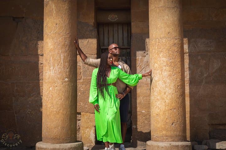 Giza Pyramids Couples Photoshoot & Romantic Nile Felucca Ride photo 3