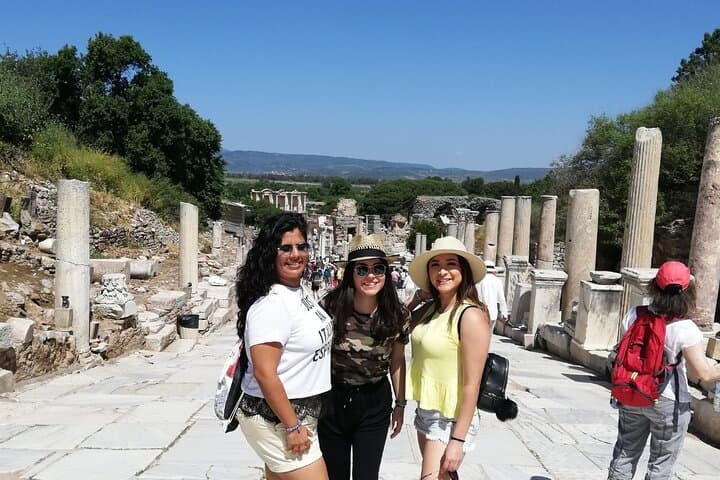 Private Ephesus & Adaland Aquapark: Kusadası Shore Excursion with Local Lunch photo 5