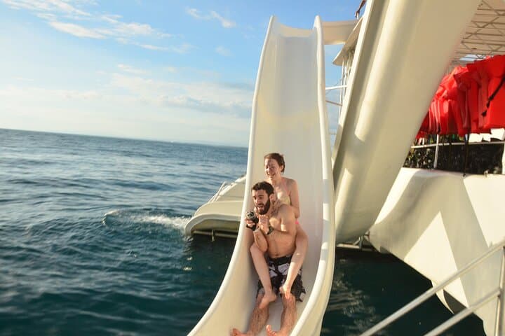 Manuel Antonio Ocean King Catamaran — Full-Day Catamaran from San José & Jacó