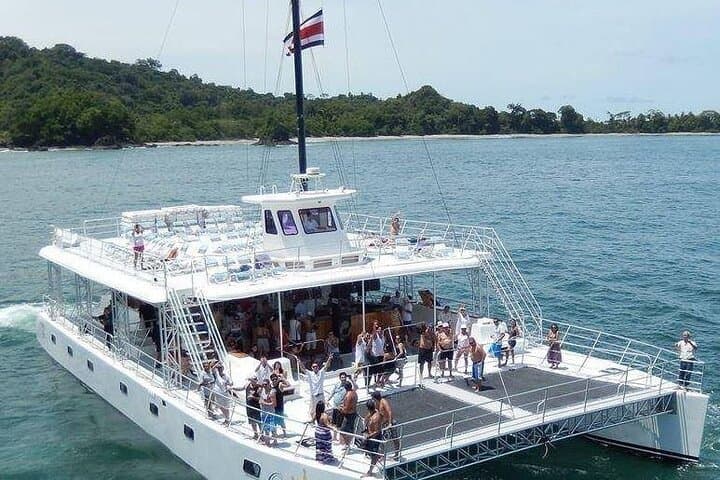 Manuel Antonio Ocean King Catamaran — Full-Day Catamaran from San José & Jacó photo 2