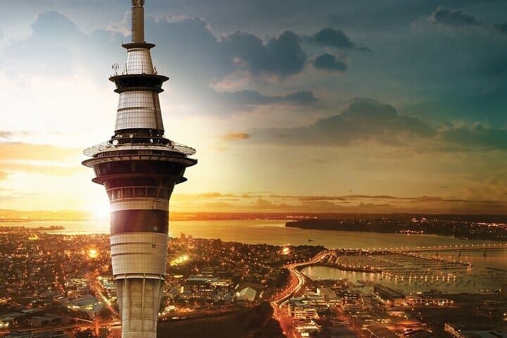 Auckland City Highlights Private Tour: Devonport, Rangitoto & Bastion Point in 4 Hours