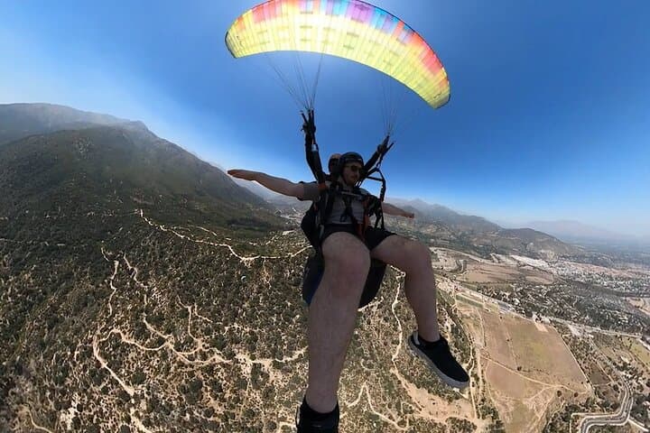 Paragliding Over Santiago: Tandem Flights Above the Andes and Maipo Valley photo 2