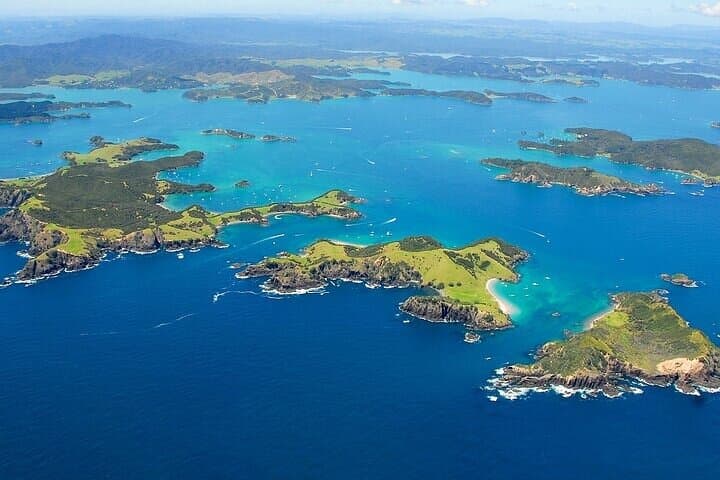 Bay of Islands Private Tour: Hole-in-the-Rock Catamaran Cruise & Urupukapuka Island Stop photo 5