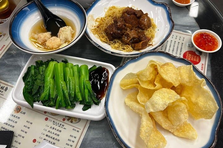 Kowloon Street Food Night Tour: Michelin Eats & Culture in Sham Shui Po, Mong Kok & Yau Ma Tei photo 4