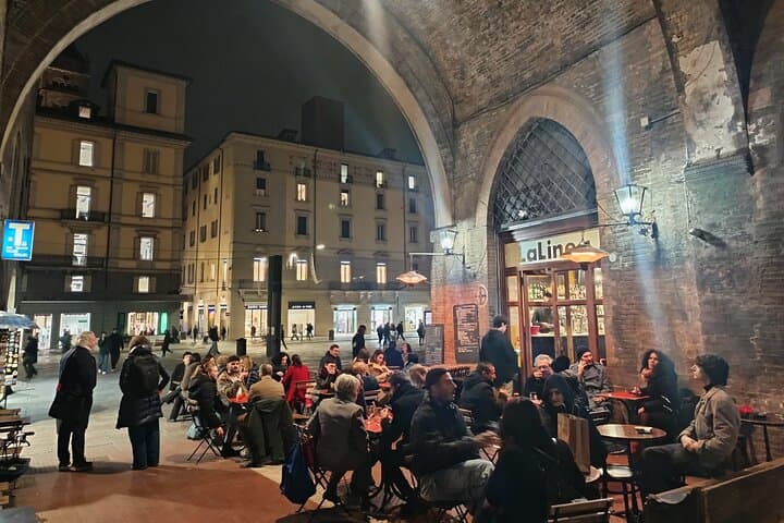 Bologna By Night: Sipping Through the City's Student Squares and Hidden Bars