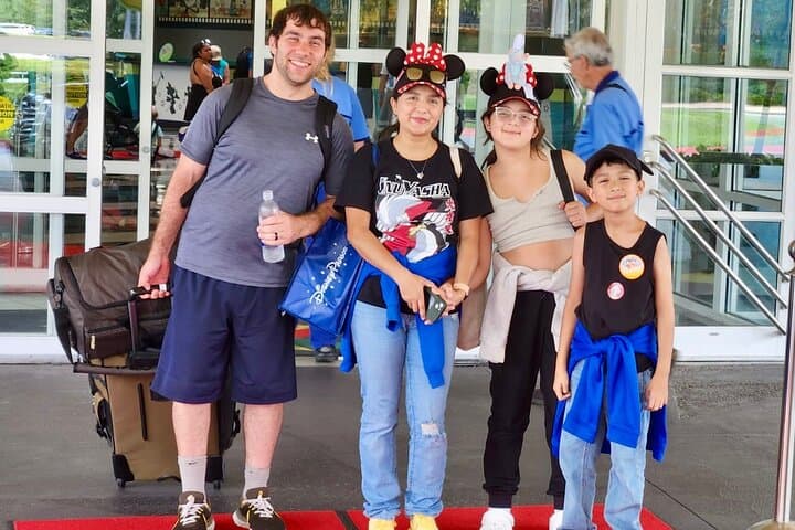 Private Airport Transfer from Orlando (MCO) to Disney Resorts — Fast, Private Ride photo 5
