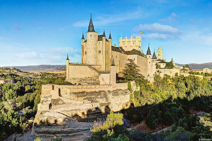 Alcázar de Segovia Entry: Palace, Tower & Museum Experience